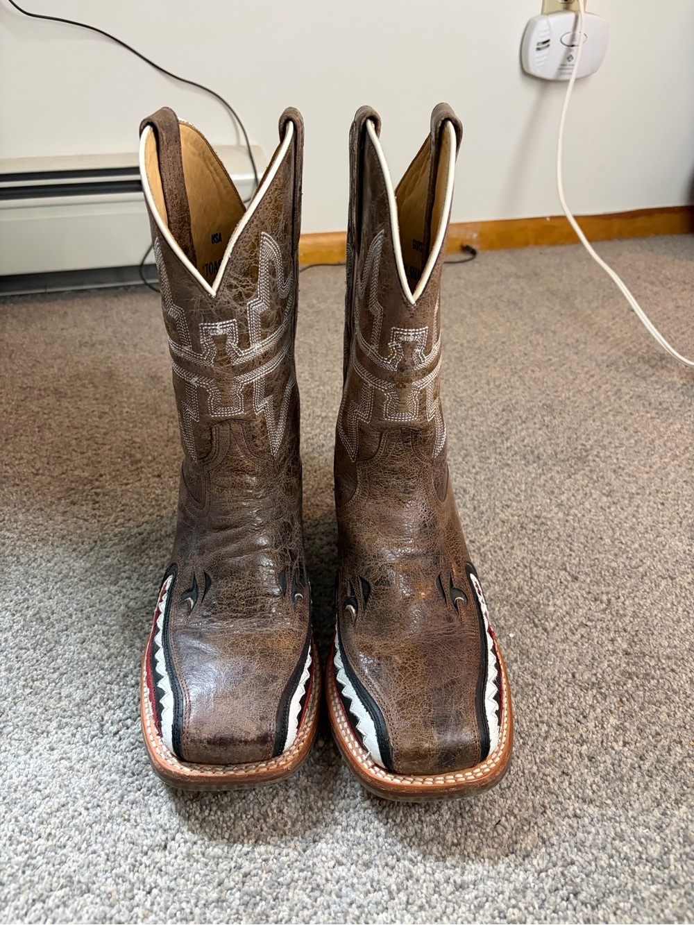 TinHaul Maneater Leather Western Cowboy Boots with White Trim